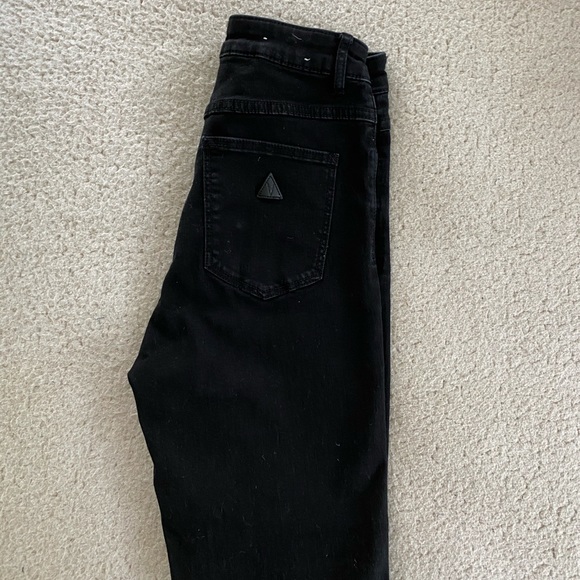 PRINCESS POLLY ABRAND BLACK JEANS 🖤 - Picture 2 of 5